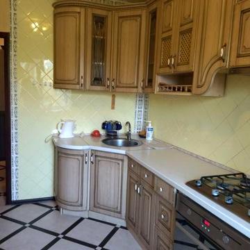 Сдам 4-к квартиру для сімї Осипенковський мкрн.