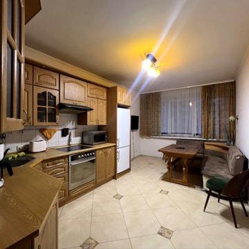 !! ПРОДАЖ !! 3k 80м Квартира Святошинська площа м.Житомирська - 1хв ! ЖК Метро Житомирська | Берестейський проспект| ЖК Нивки Парк | ЖК Святобор | ЖК Шалет | ЖК Верховина | ЖК Лакі Ленд | ЖК Академпарк | ЖК Зелений острів | ЖК Файна Таун | Академмістечко