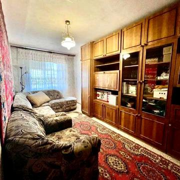 Продаж 3к квартири , Драгоманова 18  , Позняки, Дарницький р-н.