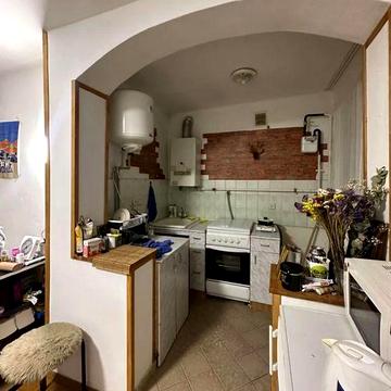 1 кімнатна біля набережної, навпроти готелю Ужгород