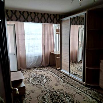 Оболонський просп., 43