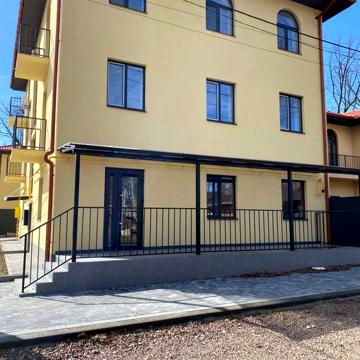 Продаж 1 к квартири