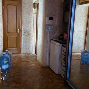 Продается 2-х комнатная квартира, центр Бабурки, район Шато