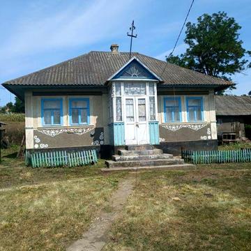 Продам будинок разом із прибудовами та городом