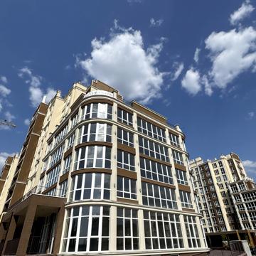 Богуславська вул., 1