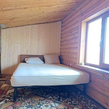Здам будинок біля Дніпра,причал біля сахарки