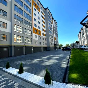 Віницька, 1/8Б