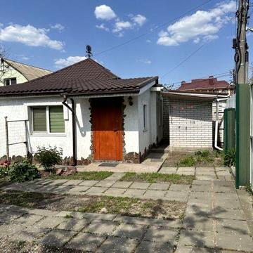 Здам в оренду будиночок в Жулянах 40 кв.м