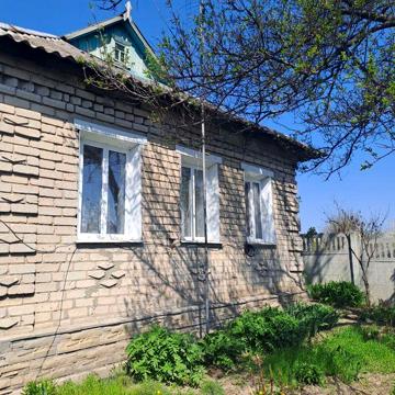 Продам дом с удобствами