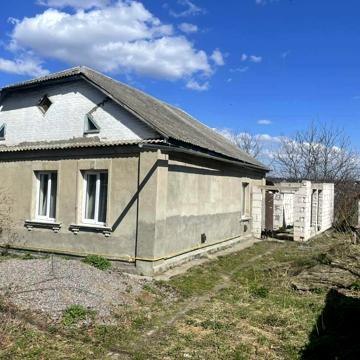 Бастіонна вул. (Матросова), 6