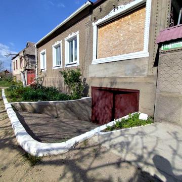 Продається просторий будинок у місті Вознесенськ, вул. Глібова