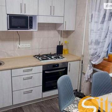 Продаж 3к Квартира Запорізька вулиця