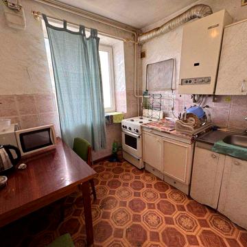 Продаж 3-кімнатної квартири, ближній центр в м. Борислав!