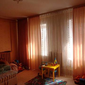 продажу компактний будинок у центрі,