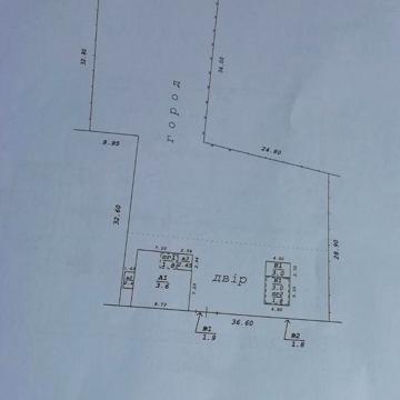 Продам у центрі Кролевеця будинок для житла або під бізнес