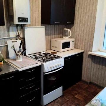 Сдам 2- комнатную квартиру в центре ,р-н Пушкина ,на длительный срок