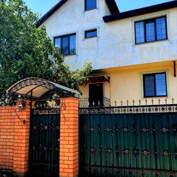 Дом в пригороде Черноморска и Одессы