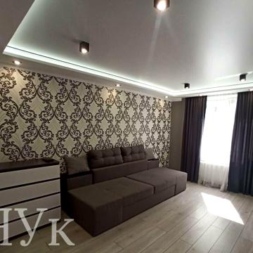Глинянський Тракт вул., 1