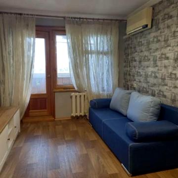 Продам двокімнатну квартиру ж/м Перемога-2