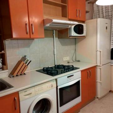 Продам двокімнатну квартиру ж/м Перемога-2