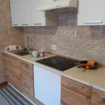 Затишний будинок 100 м² з ділянкою 5 соток
