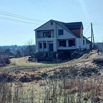 Продається будинок в мальовничому місті Решетилівка.