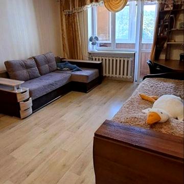 Продається квартира в смт. Стрижавка 6828