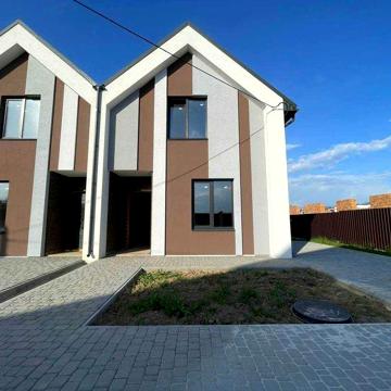 Продаж Таунхаусу в Агрономічному