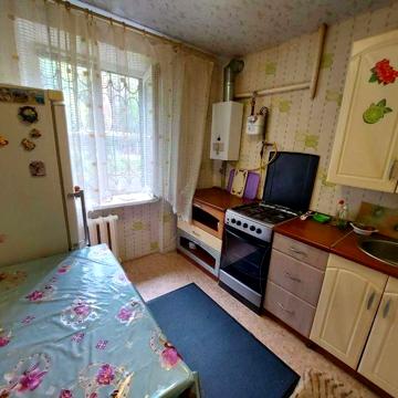 СРОЧНАЯ  ПРОДАЖА 2к квартиры 12 квартал!АТБ!Титова!Тополь!