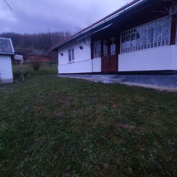 Здам або Продам житловий будинок,у гірській місцевості,від власника.