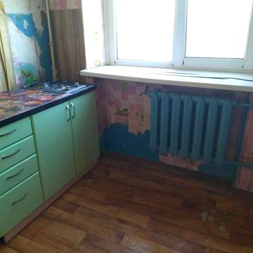 Продаж 1-кімнатної квартири під ремонт, ЦЕНТР міста, біля "Любави"
