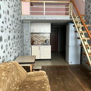 Лозівська 5 , Ялинкових двір , гостинка