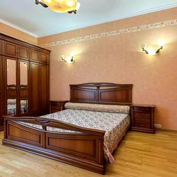 Лютеранська вул., 4