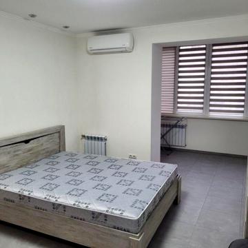 Сдам 1к квартиру, Центр, Новострой.Закрытый двор.