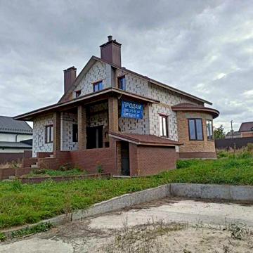 ТЕРМІНОВО! Продаж 2 пов. будинку в районі новобудов з ділянкою 10 сот.