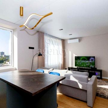 Продаж 1к 60 м.кв. квартири, Печерськ, вул. Омеляновича-Павленка 19