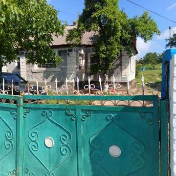 Будинок в Прибужжі ( Миколаївська обл )