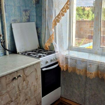 Великотирновська вул., 31