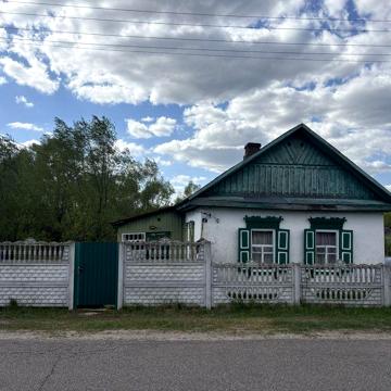 Продам будинок с.Олешня,голубі озера.торг.