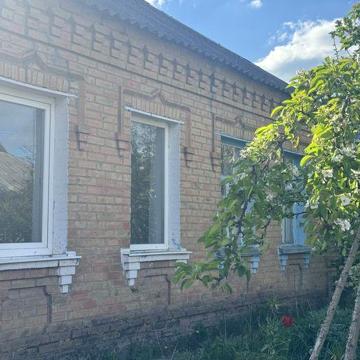 Здам 3 кімнатний будинок на Кущівці