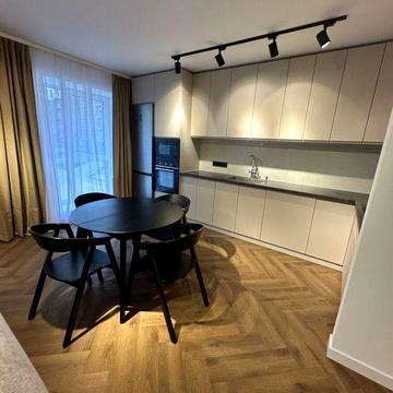 Перша здача, 2 кімн. 80 м кв