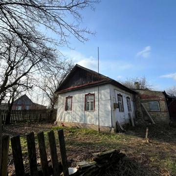 Садова, 45