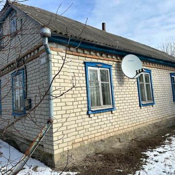 Продам домоволодіння з земельною ділянкою 25 сотих