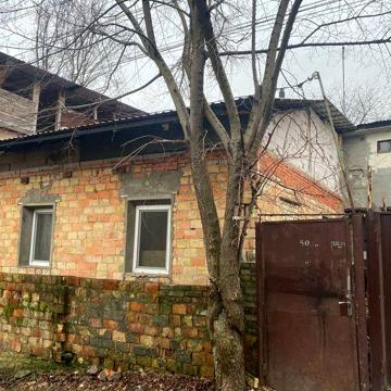 Здам в оренду з правом викупу пів будинку 100 кв.метрів