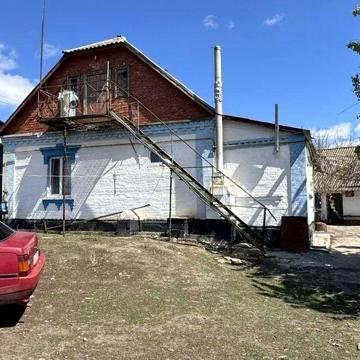 Прадам будинок Васильківського рн с.Устимівка Киівськоі обл.