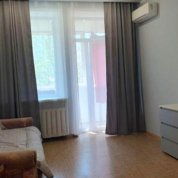Запорожское шоссе, 8