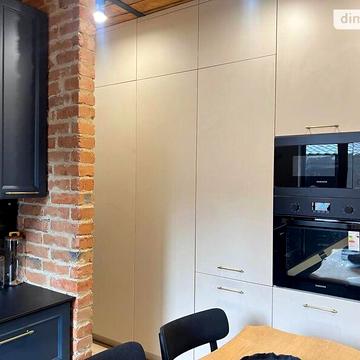 Продаж 3к Дім Віри Інбер вулиця