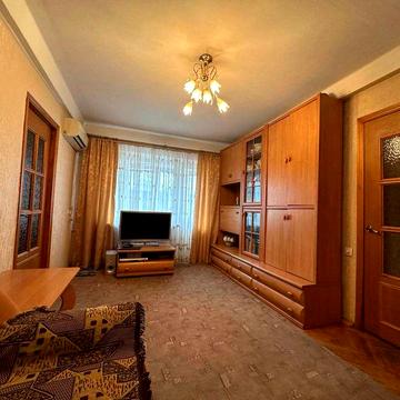 Затишна 1к. по вул.Украінська. Є все необхідне для життя.