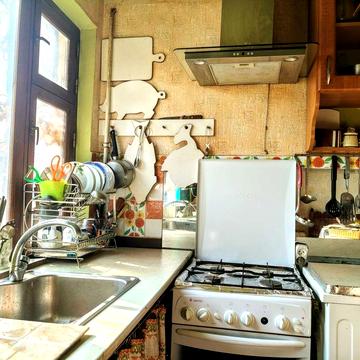 Будинок від власника. До Києва 10 км. Ціна договірна.