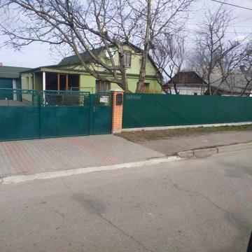 Продаж приватного будинку з можливістю комерції.Ціна за домовленістю